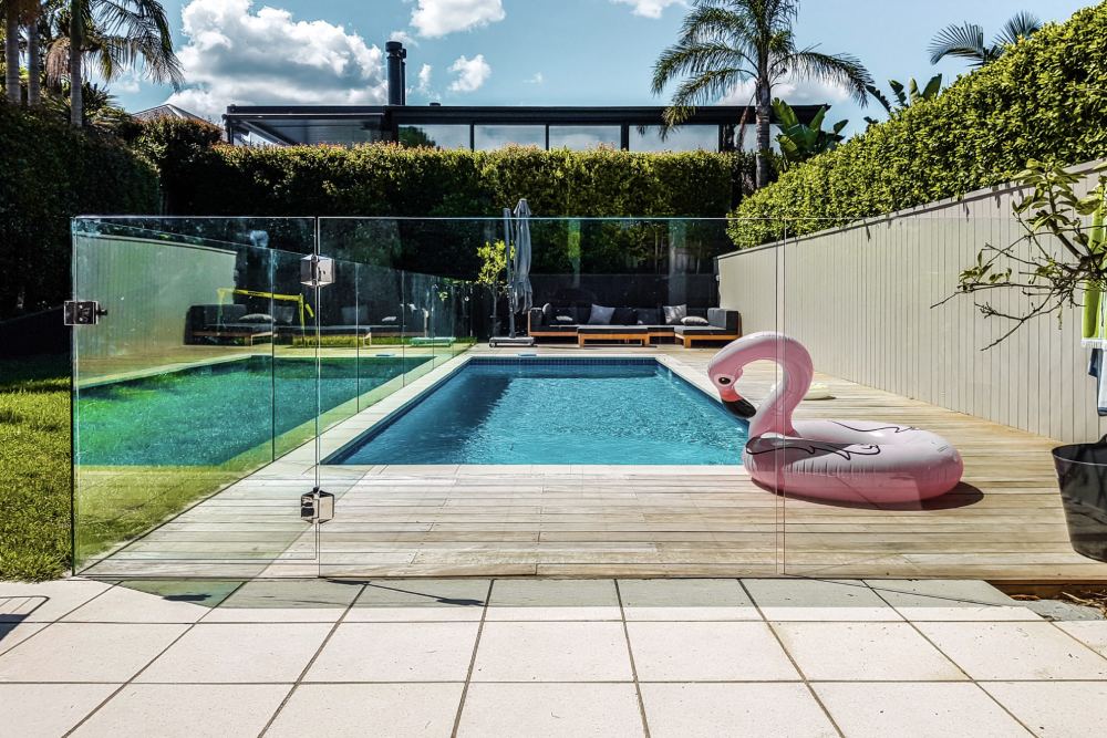 pool-fencing-christchurch-with-laminata-backdrop